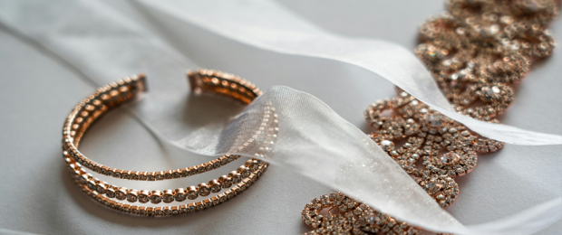 Tendances bijoux pour la saison printemps-été 2024
