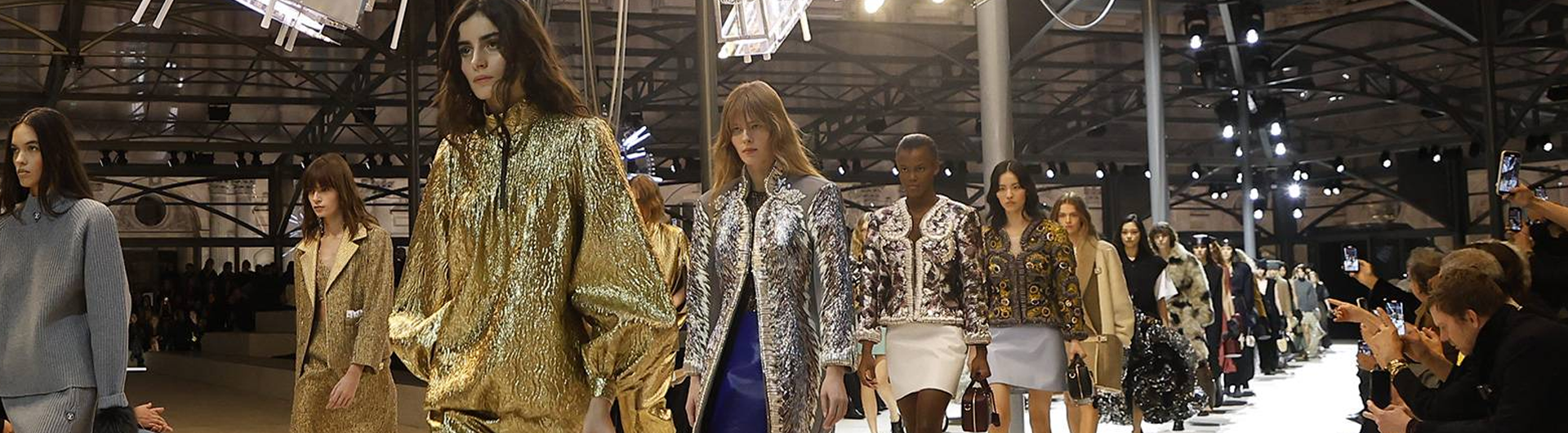 Couleurs Tendance Automne-Hiver 2024-2025 : Les Must-Have de la Saison